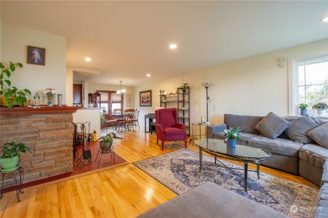 5630 Commercial Avenue Everett WA 98203