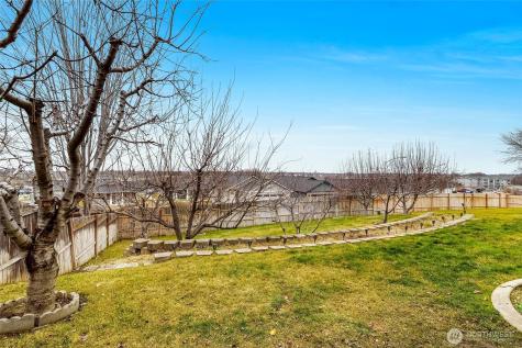 950 S Garden Drive Moses Lake WA 98837