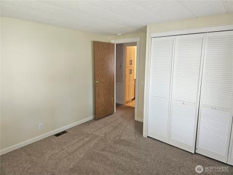 11224 124th Street Ct E Puyallup WA 98374