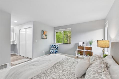 4117 159th Avenue NE Redmond WA 98052