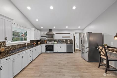 18504 171st Place Ne Woodinville WA 98072