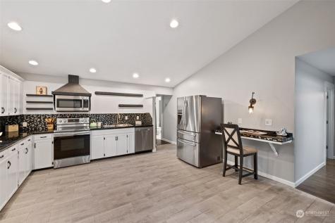 18504 171st Place Ne Woodinville WA 98072