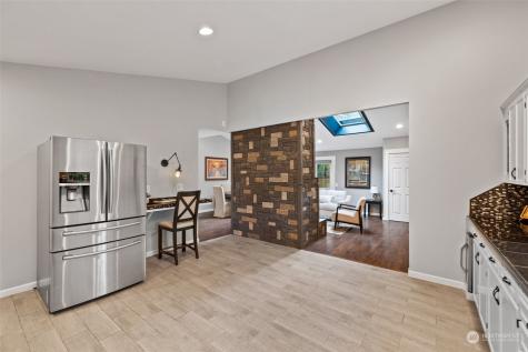 18504 171st Place Ne Woodinville WA 98072