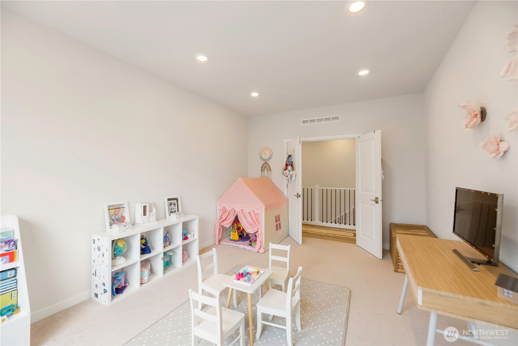 1703 14th Place NE Issaquah WA 98029
