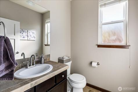 2837 SW Fairway Point Drive Oak Harbor WA 98277