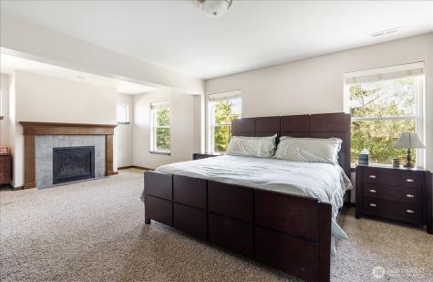2837 SW Fairway Point Drive Oak Harbor WA 98277
