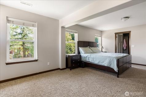 2837 SW Fairway Point Drive Oak Harbor WA 98277