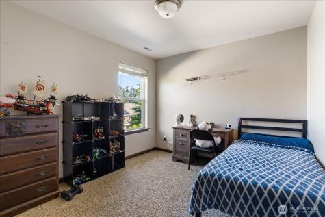 2837 SW Fairway Point Drive Oak Harbor WA 98277