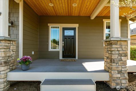 2837 SW Fairway Point Drive Oak Harbor WA 98277