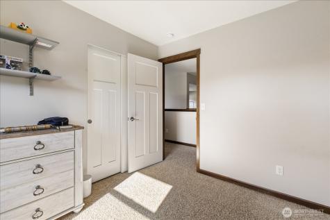 2837 SW Fairway Point Drive Oak Harbor WA 98277