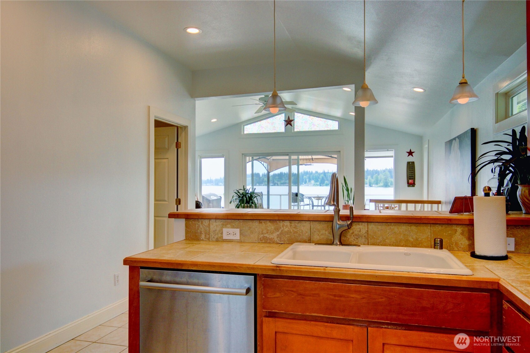 17218 Schuhs Lane Stanwood WA 98292