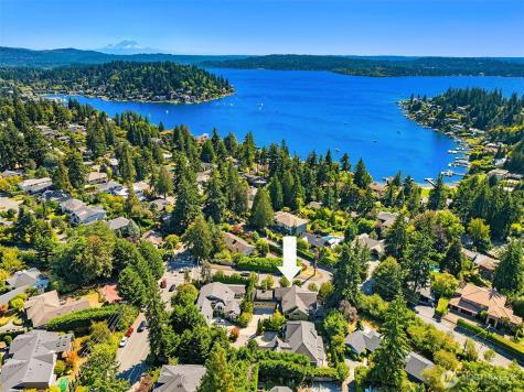 805 92nd Avenue NE Bellevue WA 98004