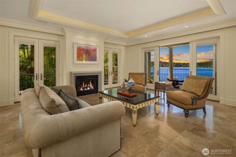 Mercer Island WA 98040