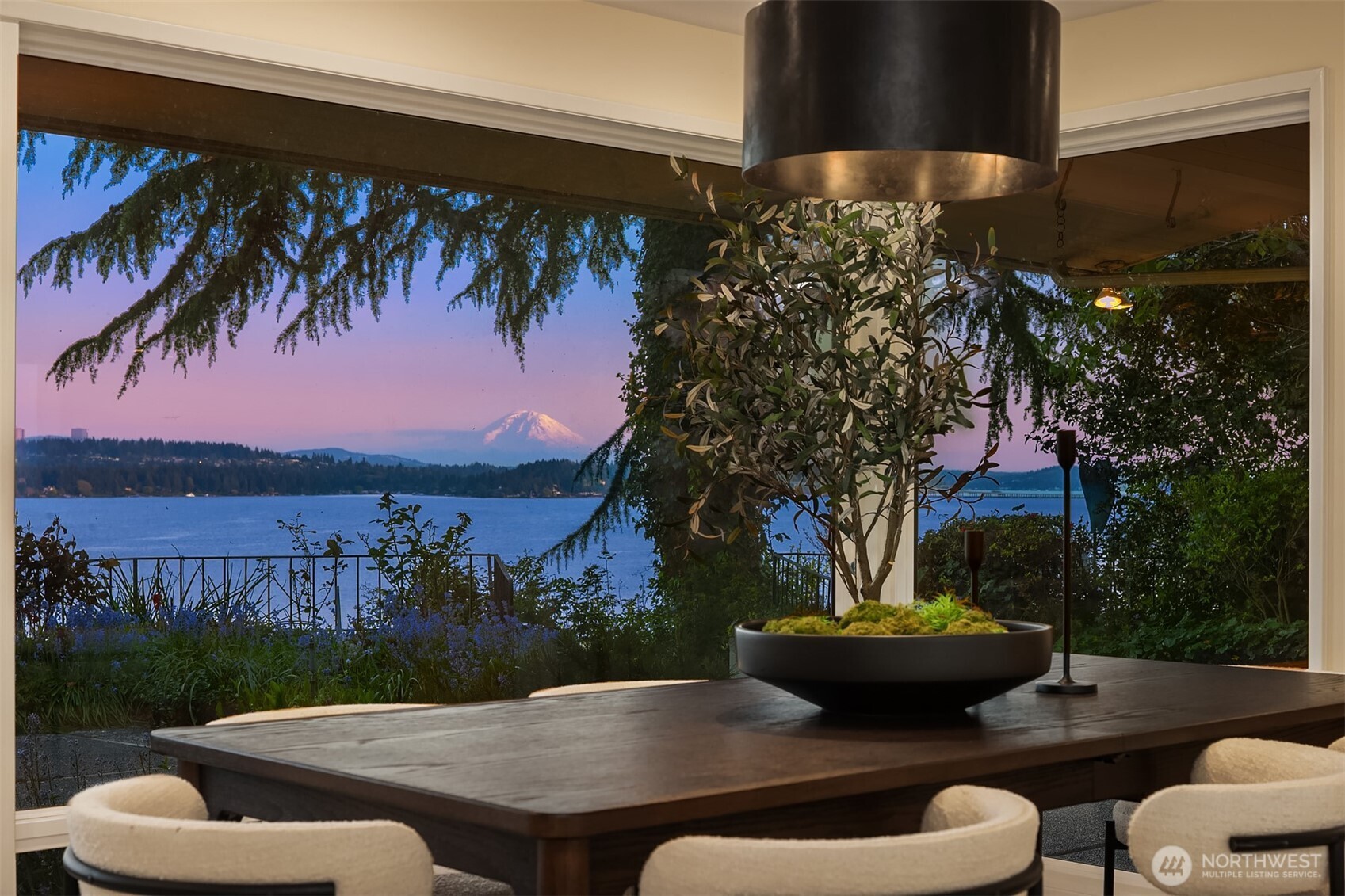6555 NE Windermere Road Seattle WA 98105