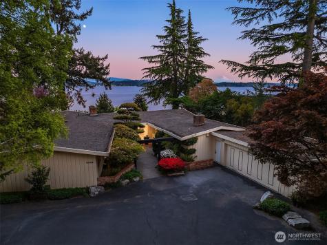 6555 NE Windermere Road Seattle WA 98105