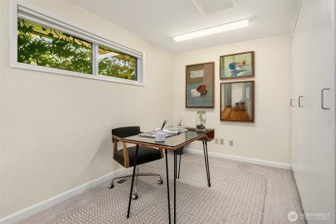 6555 NE Windermere Road Seattle WA 98105