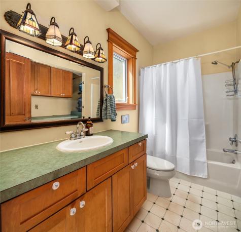 23419 107th Avenue SW Vashon WA 98070