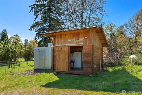 23419 107th Avenue SW Vashon WA 98070
