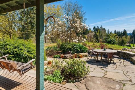 23419 107th Avenue SW Vashon WA 98070