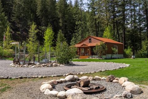 26 Newby Creek Road Twisp WA 98856
