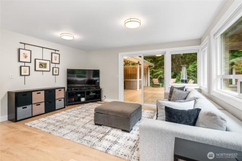 18104 NE 196th Street Woodinville WA 98077
