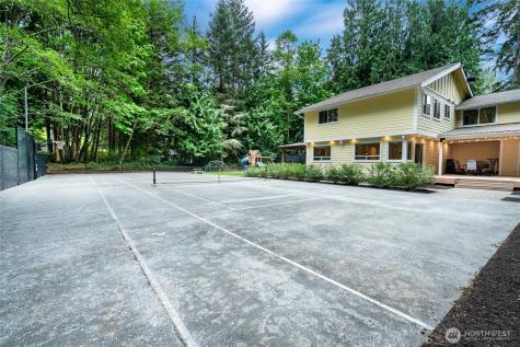 18104 NE 196th Street Woodinville WA 98077