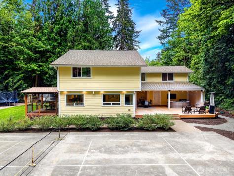 18104 NE 196th Street Woodinville WA 98077