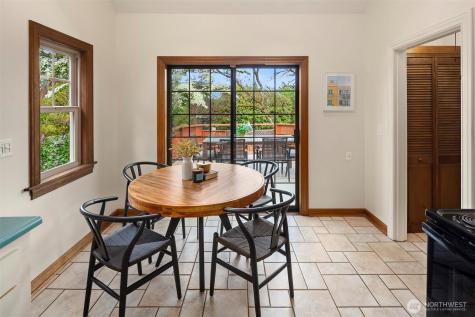 6206 36th Avenue NE Seattle WA 98115