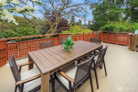 6206 36th Avenue NE Seattle WA 98115
