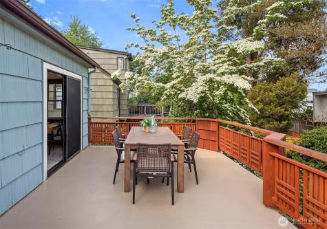 6206 36th Avenue NE Seattle WA 98115
