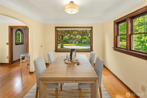 6206 36th Avenue NE Seattle WA 98115