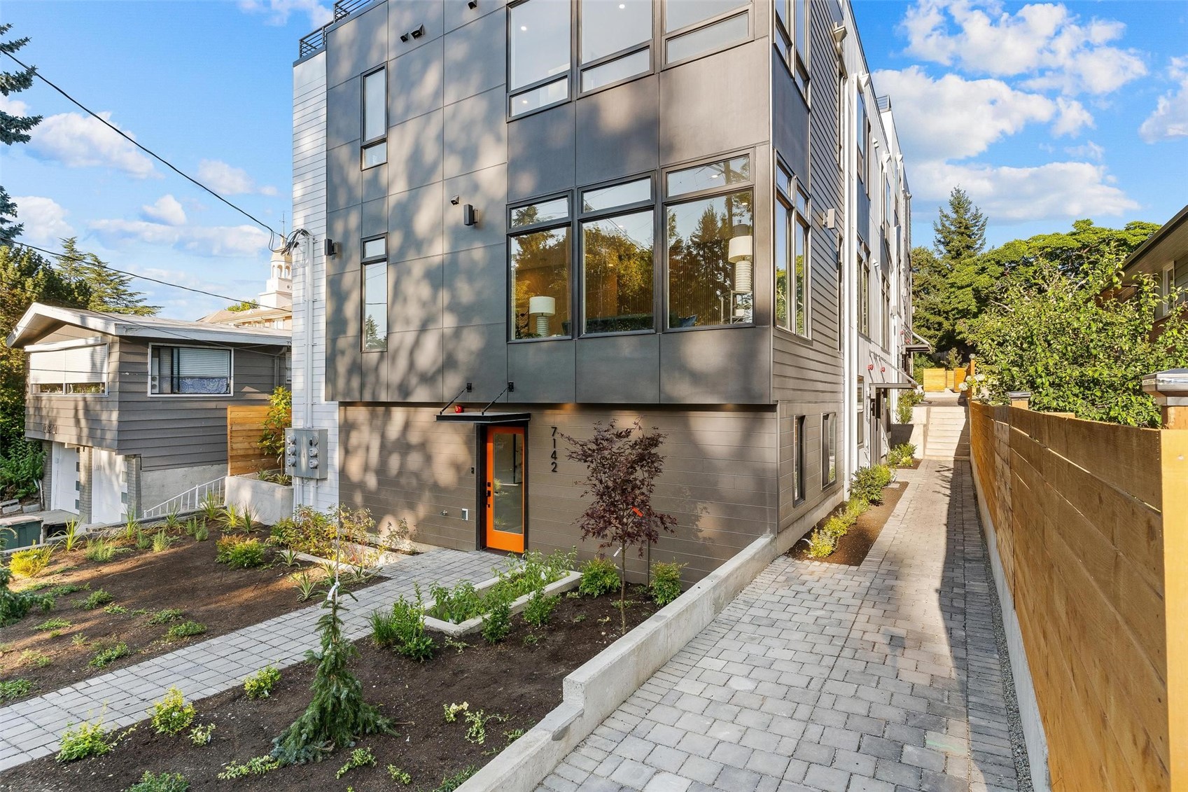 7144 47th Avenue SW Seattle WA 98136