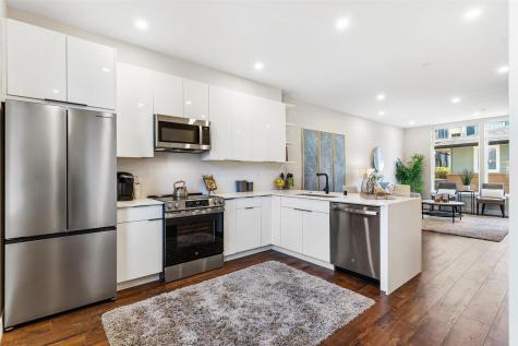 7144 47th Avenue SW Seattle WA 98136