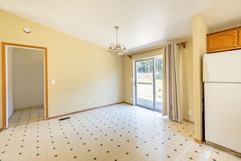1090 Paul Avenue Oak Harbor WA 98277