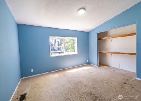 1090 Paul Avenue Oak Harbor WA 98277