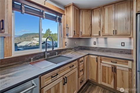127 Lake Terrace Drive Mossyrock WA 98564