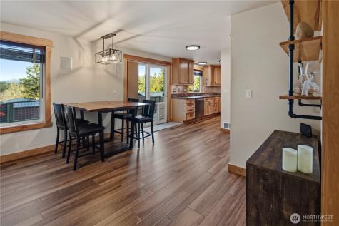 127 Lake Terrace Drive Mossyrock WA 98564