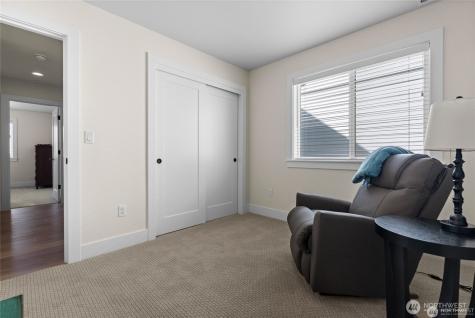 2804 25th Avenue Ct SE Puyallup WA 98374
