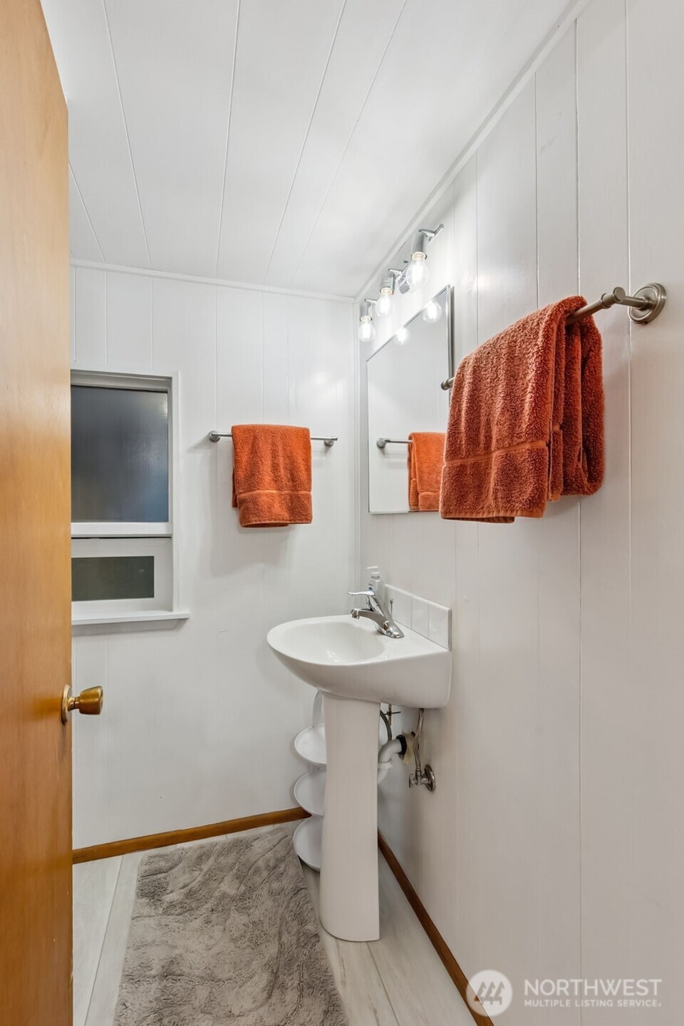 1347 N Pear Street NE Olympia WA 98506