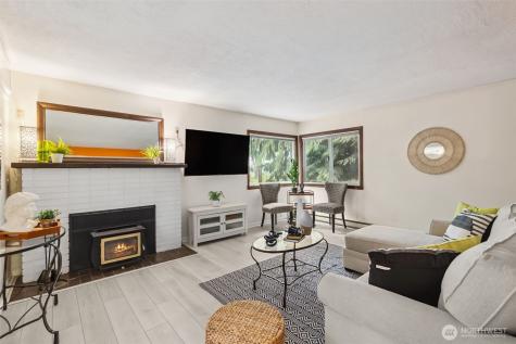 1347 N Pear Street NE Olympia WA 98506