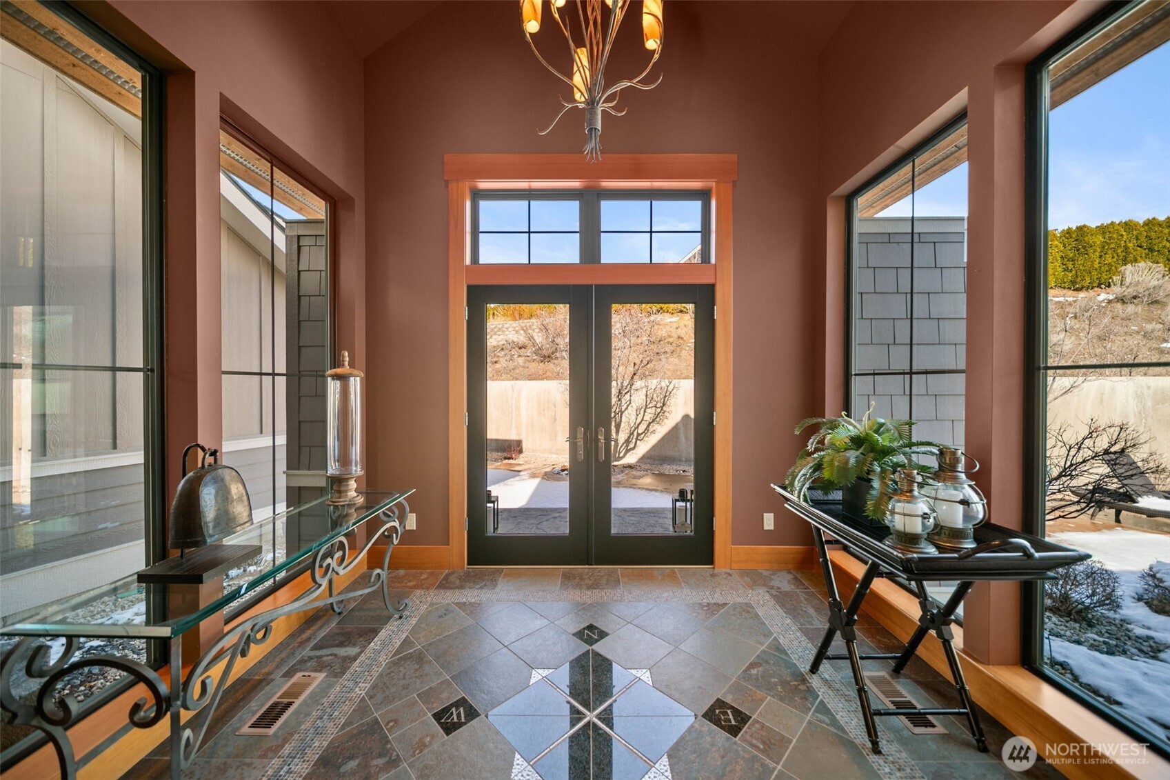232 Crystal Drive Chelan WA 98816
