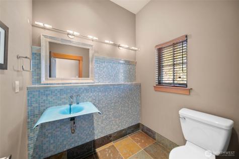 232 Crystal Drive Chelan WA 98816