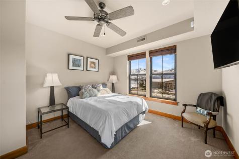 232 Crystal Drive Chelan WA 98816
