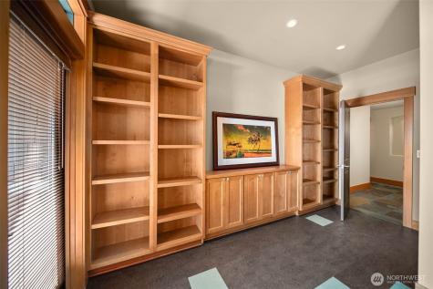 232 Crystal Drive Chelan WA 98816