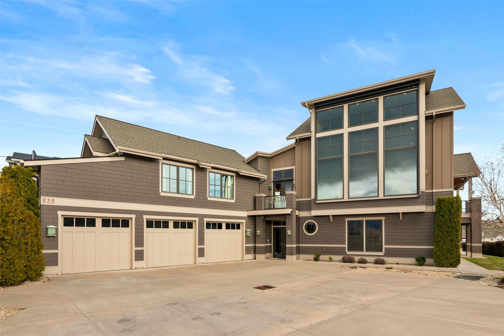 232 Crystal Drive Chelan WA 98816