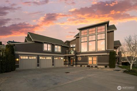 232 Crystal Drive Chelan WA 98816