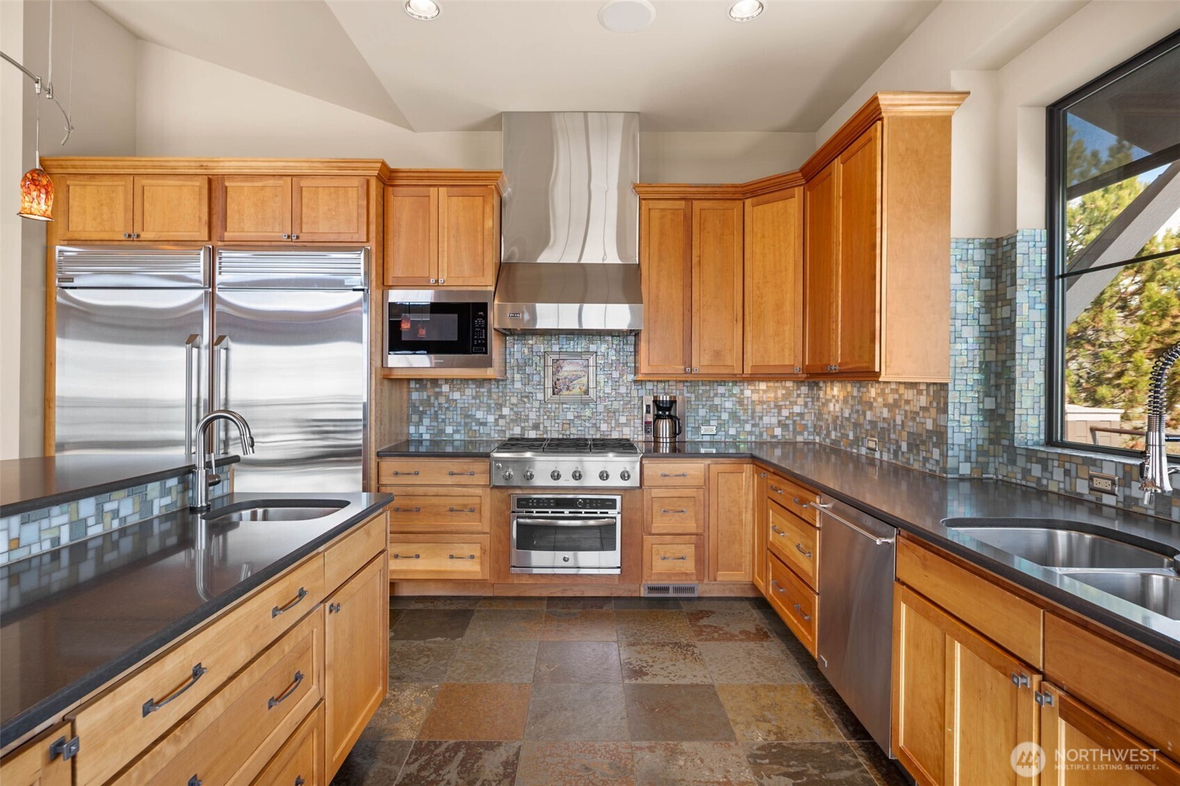 232 Crystal Drive Chelan WA 98816