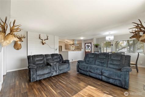 519 Locust Street Omak WA 98841