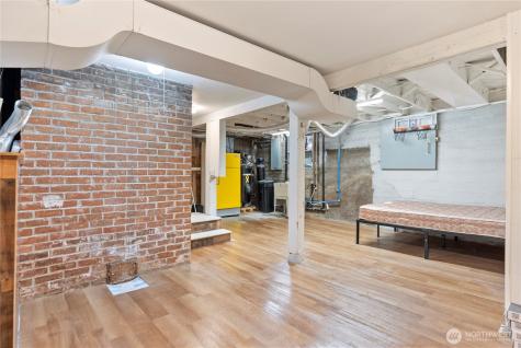 519 Locust Street Omak WA 98841