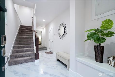 20042 94th Avenue NE Bothell WA 98011